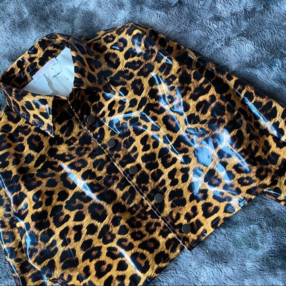 Hot & Delicious Leopard Vinyl Jacket - Picture 13 of 13